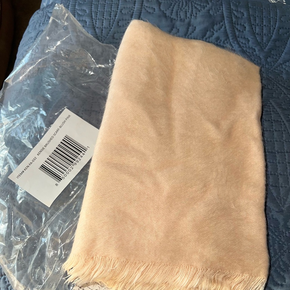 Kensie Soft Blush Scarf